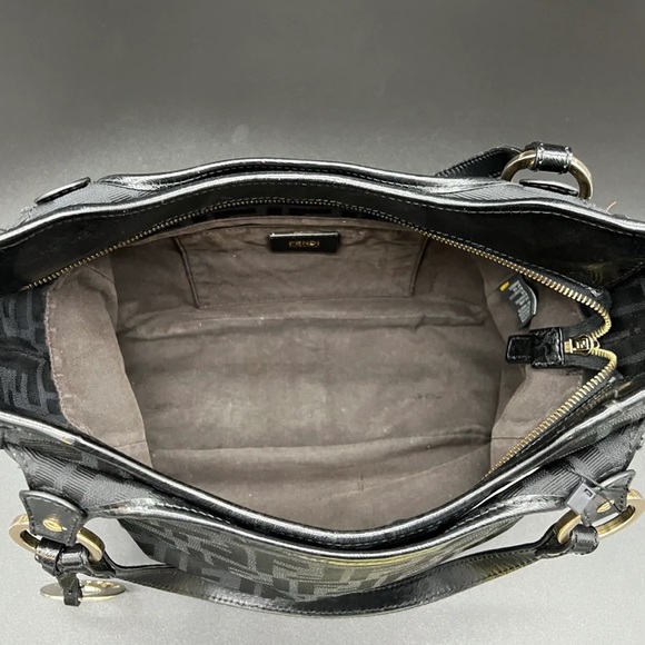 Fendi Zucca Monogram Tote - Picture 4 of 6